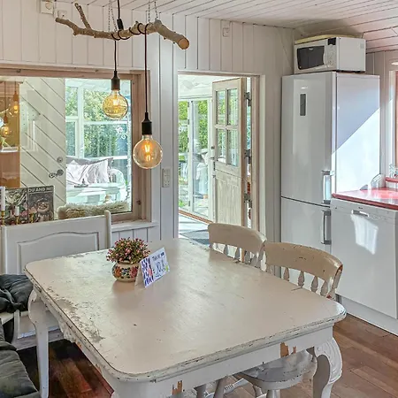 펜션 Pet Friendly In Faxe Ladeplads With Wifi *