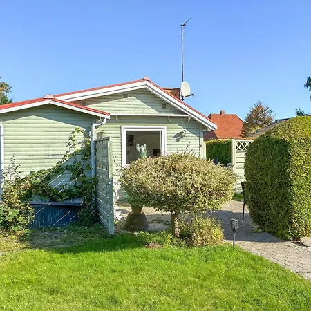 Pet Friendly In Faxe Ladeplads With Wifi Vallebo