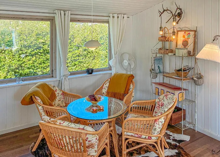 Pet Friendly In Faxe Ladeplads With Wifi Feriehus