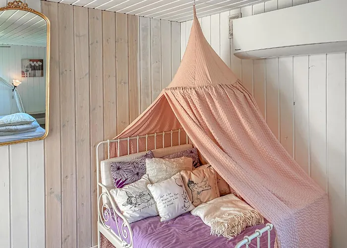 Pet Friendly In Faxe Ladeplads With Wifi